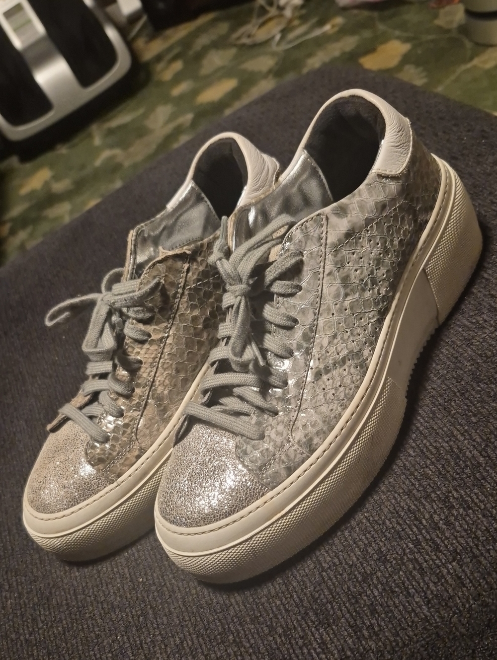 P448 Silver Gray Platform Lace-Up Sneakers